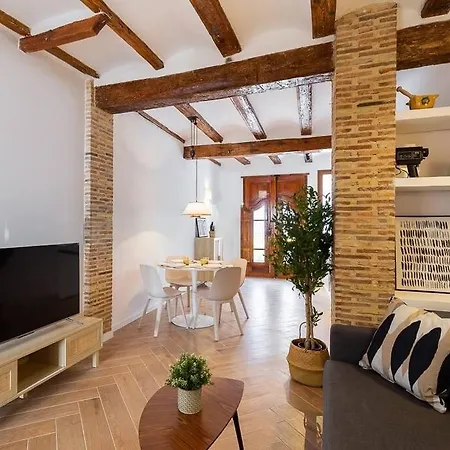 Beautiful Restored House With Terrace Apartment Valencia