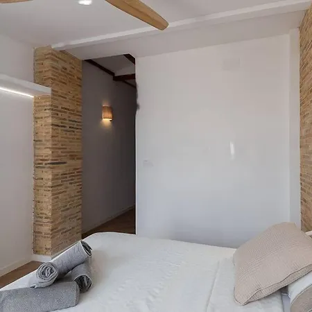 Apartment Beautiful Restored House With Terrace